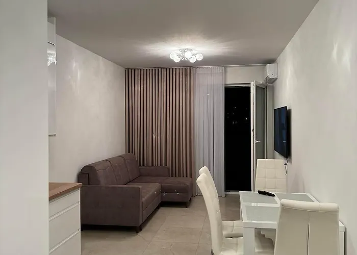 Janickiego 159 Parking Free * Poznan