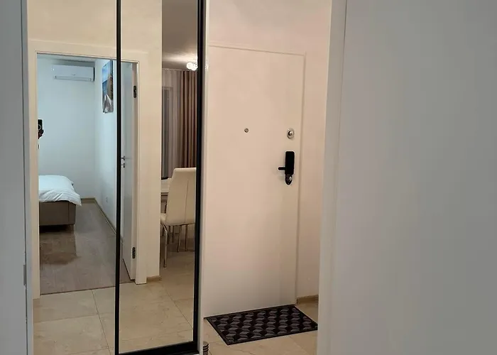 Janickiego 159 Parking Free Apartment